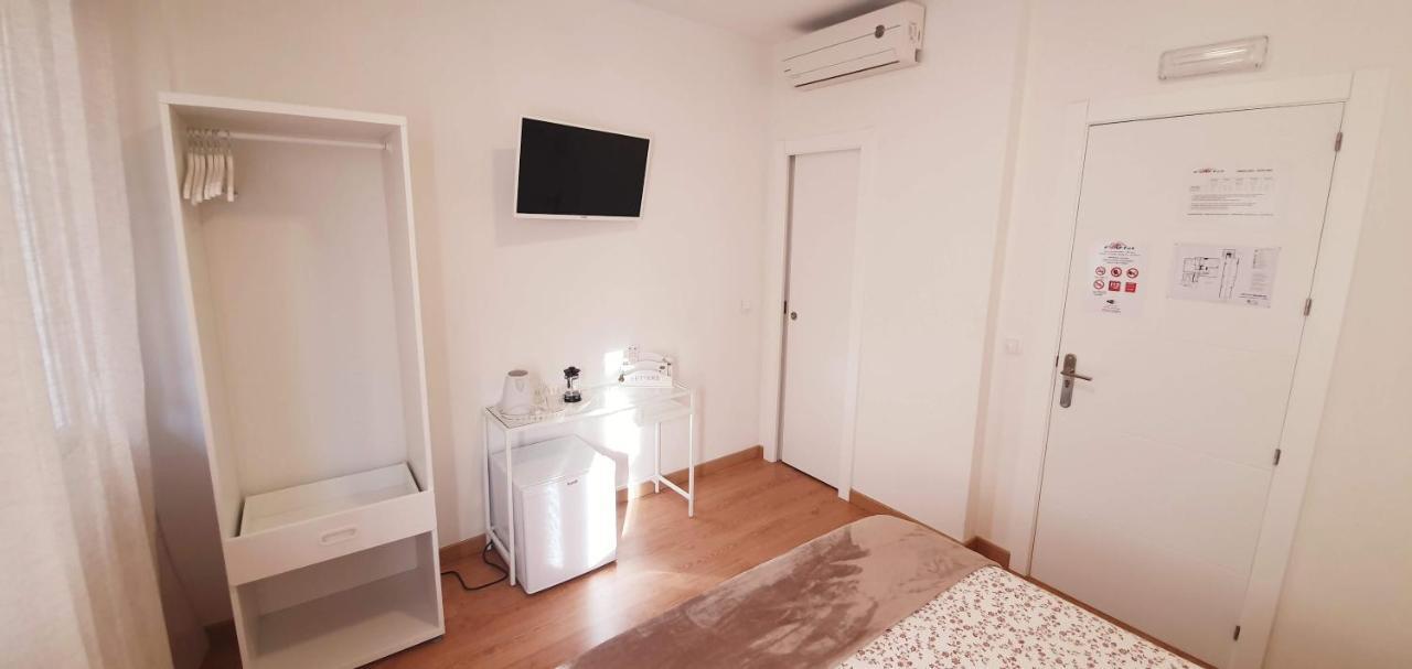 Fan Rooms Galvez Малага Екстер'єр фото