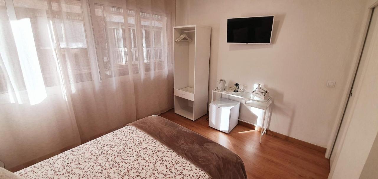 Fan Rooms Galvez Малага Екстер'єр фото